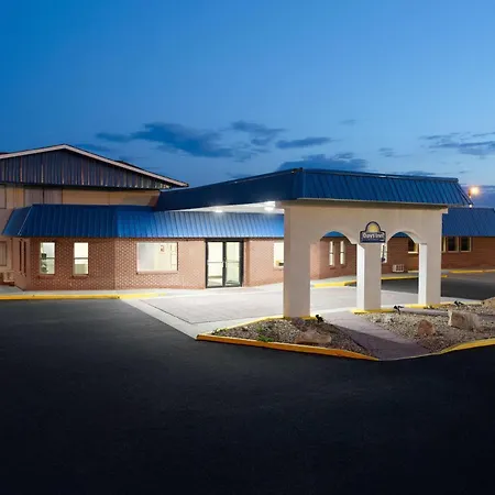Days Inn By Wyndham Rawlins-2