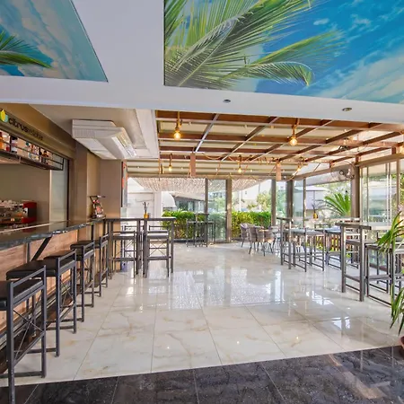 Citrus Luna Suite Hotel-2