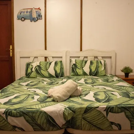 Hostel Banana Surf House-3