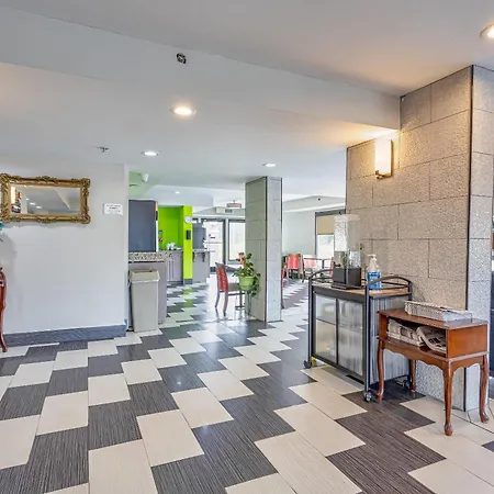 Quality Inn Edmund Pettus Bridge Area-3