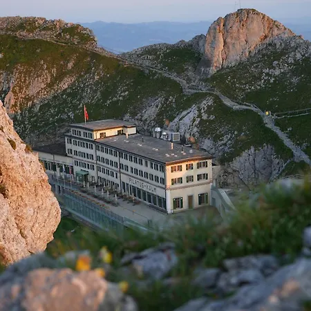 Hotel Pilatus-Kulm-3