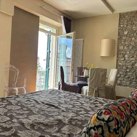 Oreste Suite-2