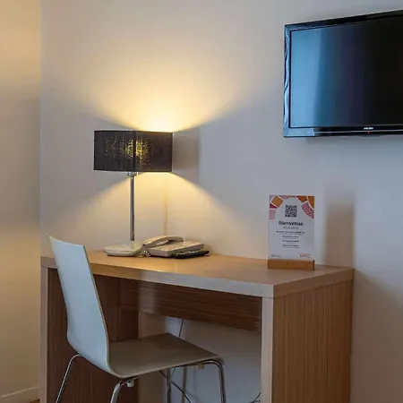 Aparthotel Adagio Access Le Havre Les Docks-3