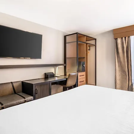 Best Western Downtown Plus Music Row-2