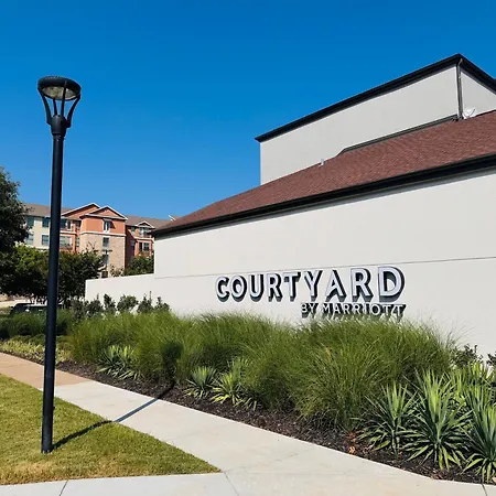 Courtyard By Marriott Waco-2