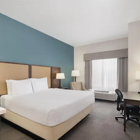 Best Western Plus Frontier Inn-3
