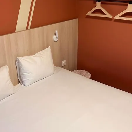 ibis budget Honfleur Centre-2