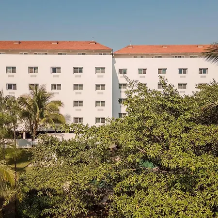 Comfort Inn Puerto Vallarta Golfside & Marina-3