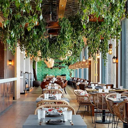 Treehouse Hotel London-3