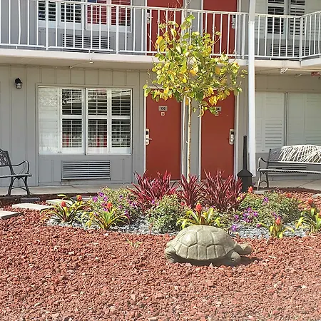Vero Beach Inn & Suites Vero Beach I-95 (Adults Only)-3