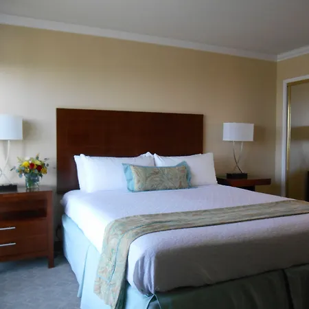 Carmel Bay View Inn-3