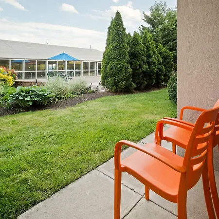 Howard Johnson By Wyndham Toms River-2