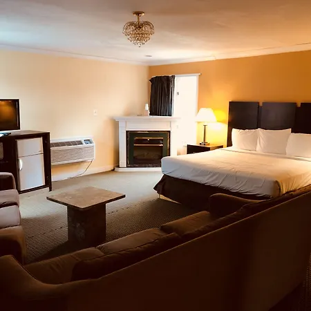 Ac Lodge By Beach And Boardwalk-3
