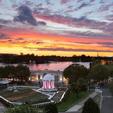 Hôtel Barrière le Grand Hôtel Enghien-les-Bains-3