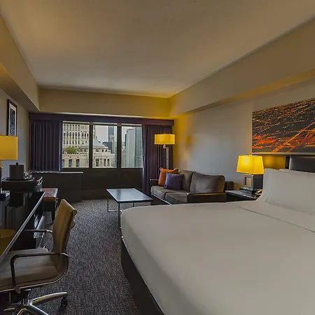 Holiday Inn Chicago Mart Plaza River North, An Ihg Hotel-3