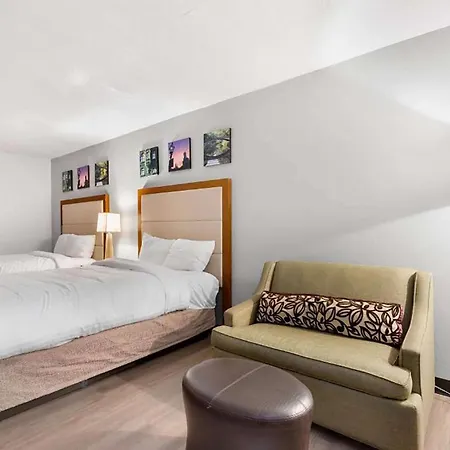 Days Inn By Wyndham Erie-2