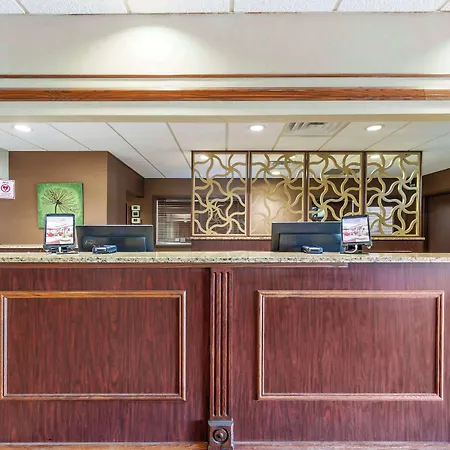 Best Western Plus Steeplegate Inn-3