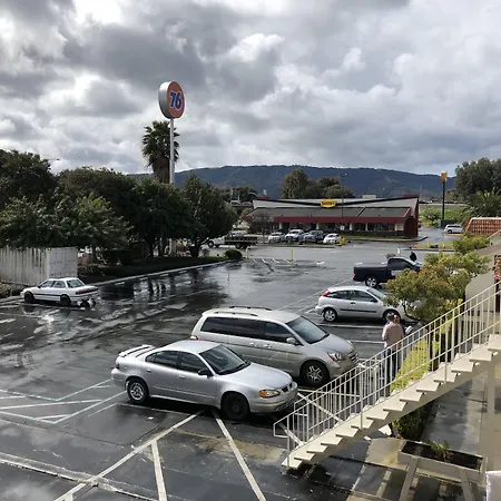 Gilroy Inn-3