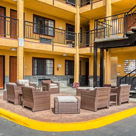 Quality Inn Salinas City Center Area-2