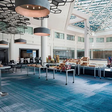 Renaissance Baltimore Harborplace Hotel-3