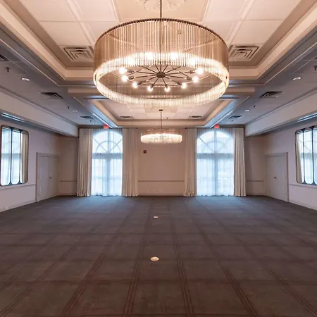 Doubletree Suites By Hilton Lexington-2