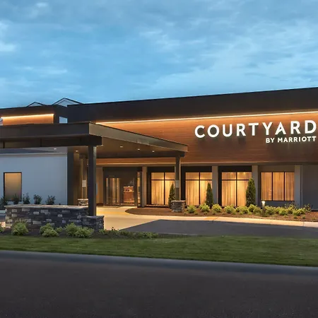 Courtyard By Marriott Annapolis-3