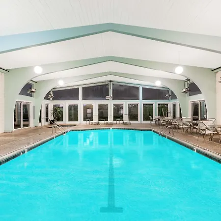 Howard Johnson By Wyndham Middletown Newport Area-3