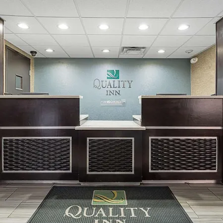 Quality Inn Asheville Downtown Tunnel Rd-2
