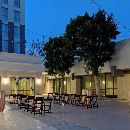 Holiday Inn Long Beach - Airport By Ihg-2