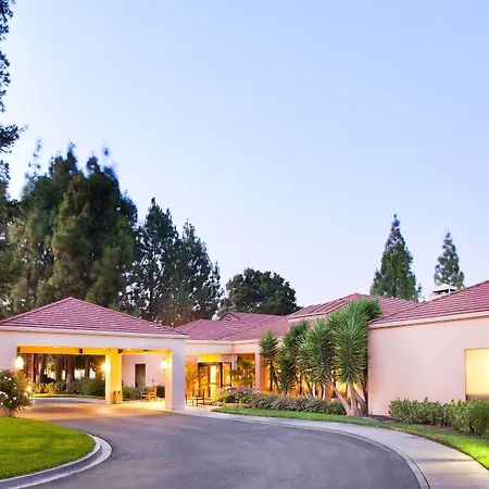 Courtyard By Marriott Pleasanton-2
