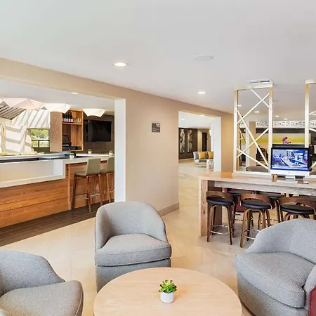 Doubletree By Hilton Pomona-2