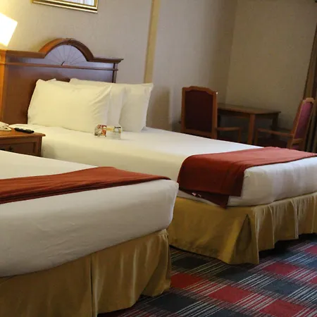 Quality Inn & Suites Oceanside Near Camp Pendleton-3