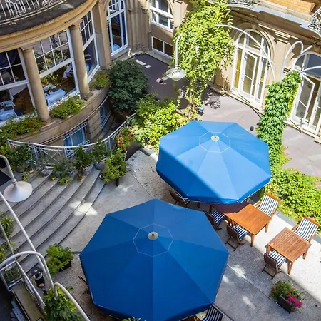 Radisson Blu Hotel Schwarzer Bock Wiesbaden-3