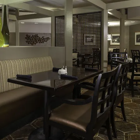 Doubletree By Hilton Kansas City - Overland Park-3