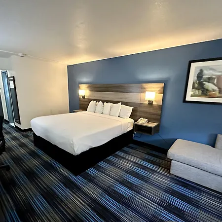 Baymont By Wyndham Kansas City Ku Medical Center-2