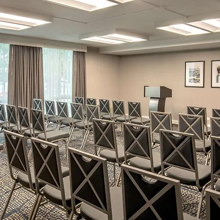 Doubletree By Hilton Hotel And Conference Center Chicago North Shore-3