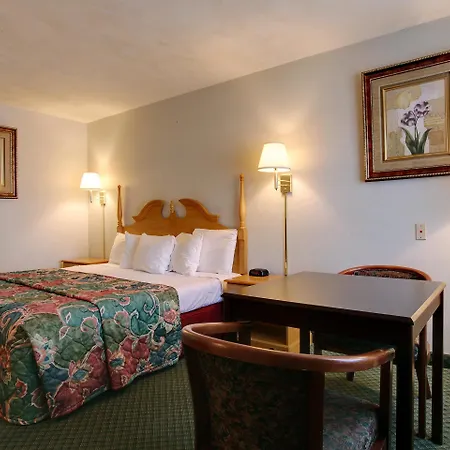Americas Best Value Inn Uvalde-2