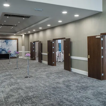 Hilton London Watford-3