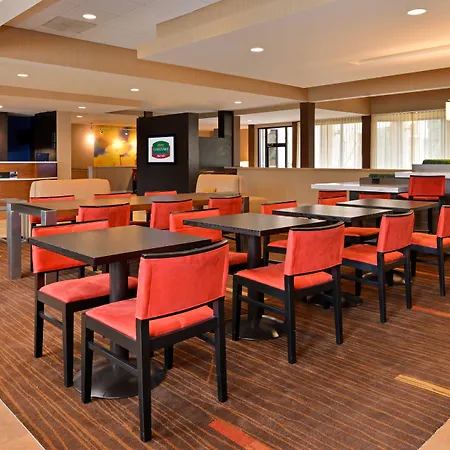 Courtyard By Marriott Dallas Northwest-3