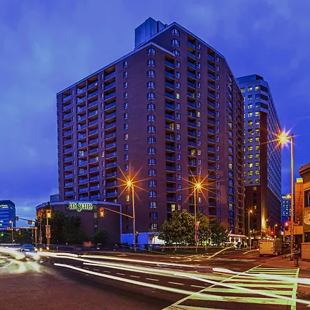 Les Suites Hotel Ottawa-3