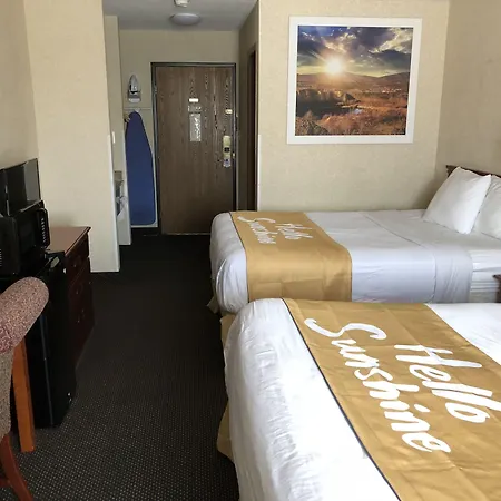 Days Inn By Wyndham Colby-2