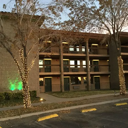 Green Tree Inn And Extended Stay Suites-3