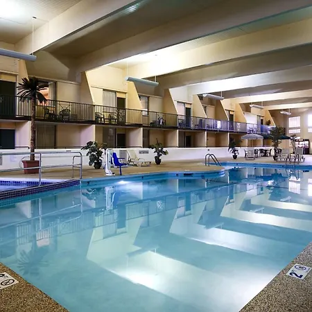 Country Inn & Suites By Radisson, Fergus Falls, Mn-2