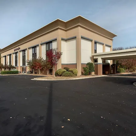 Hampton Inn Commerce-3