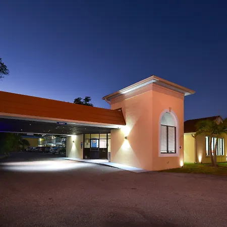 Golden Host Resort Sarasota-3