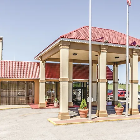 Wingate By Wyndham Wichita Airport-2