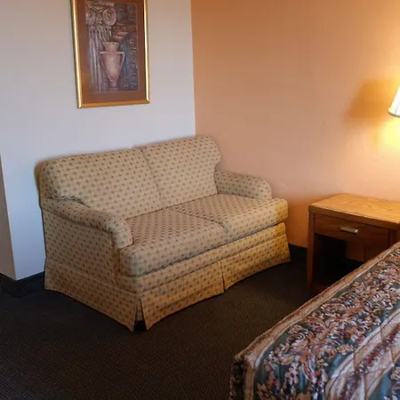 State Line Inn-3