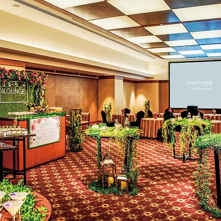Courtyard By Marriott Tokyo Ginza Hotel-3