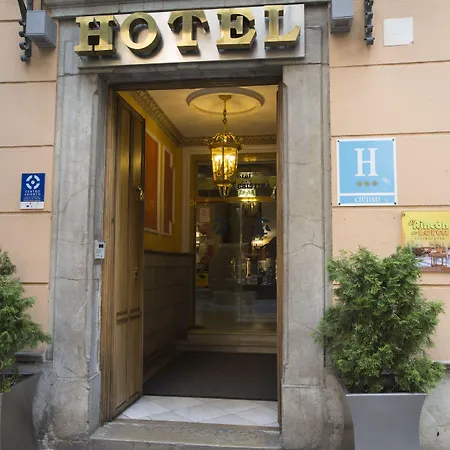 Hotel Reina Cristina-3