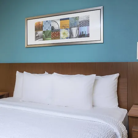 Fairfield Inn & Suites Victoria-3